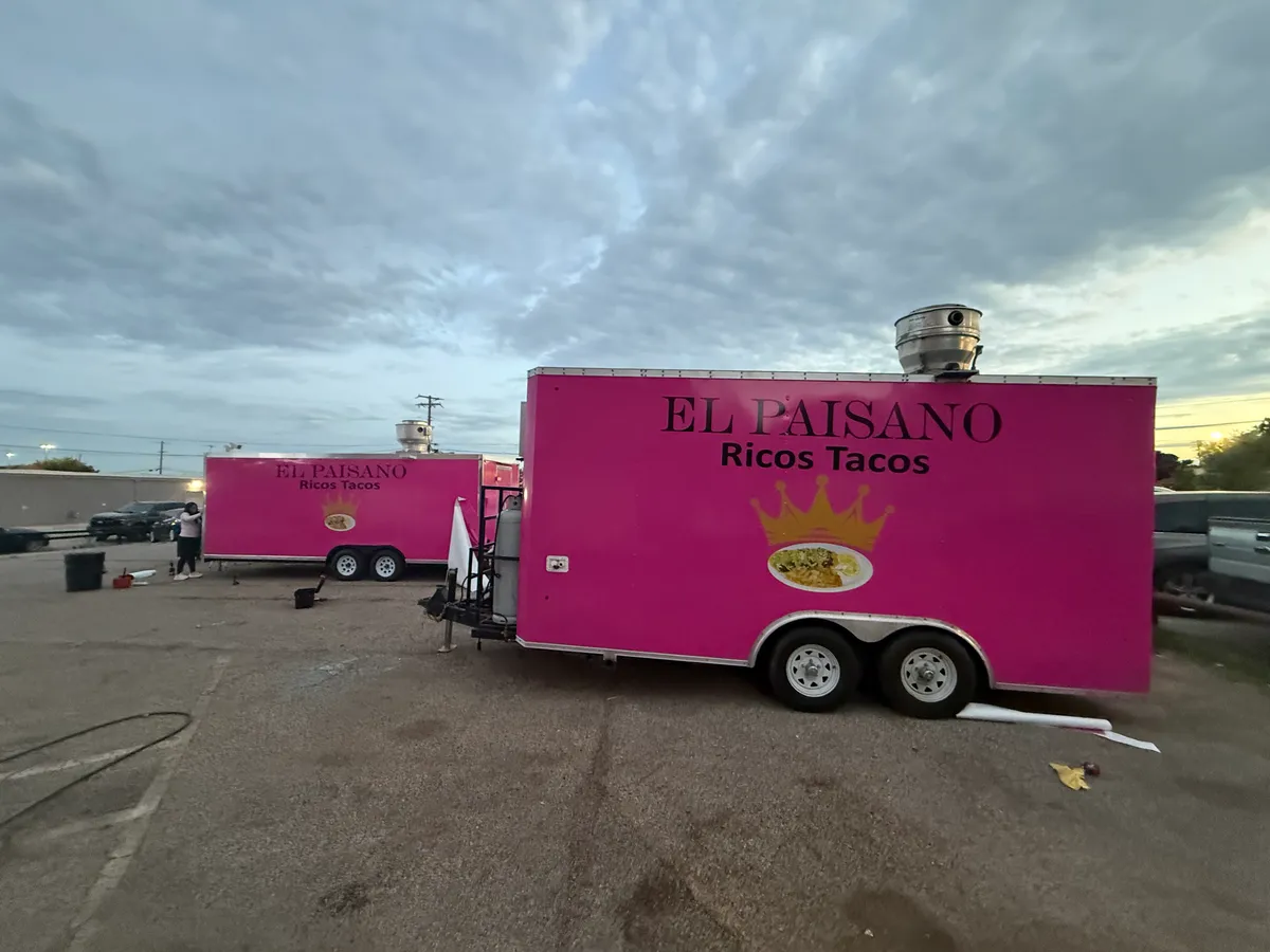 El Paisano food trailer wrap